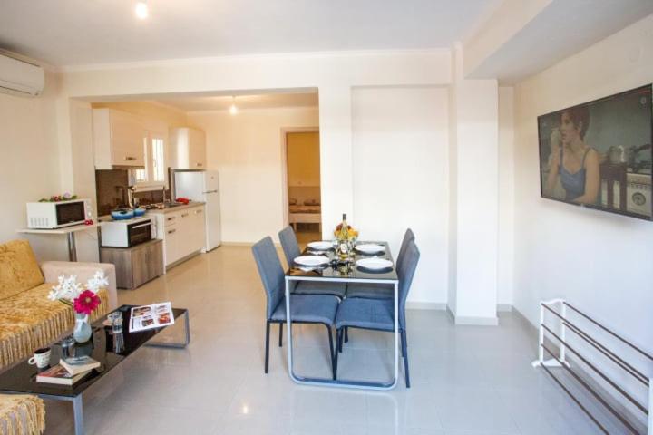 E & M Studios Nea Iraklitsa Extérieur photo