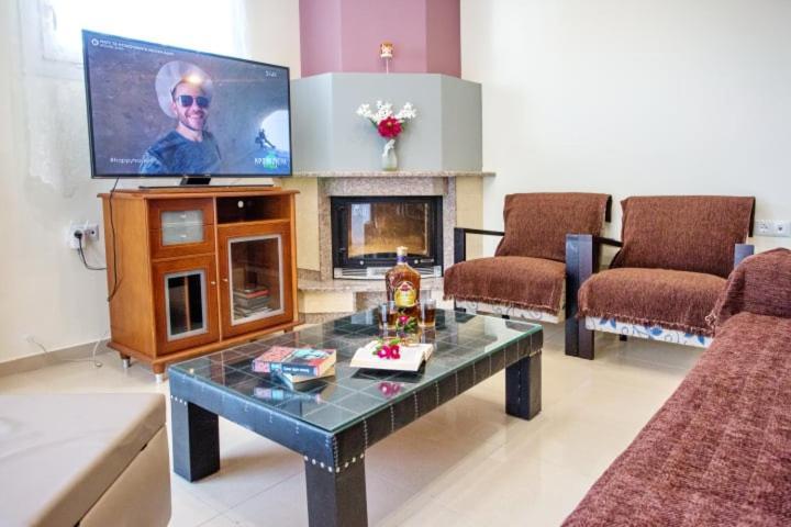 E & M Studios Nea Iraklitsa Extérieur photo